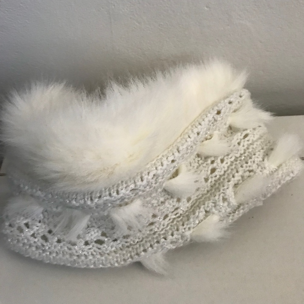 Fransescas cozy white scarf